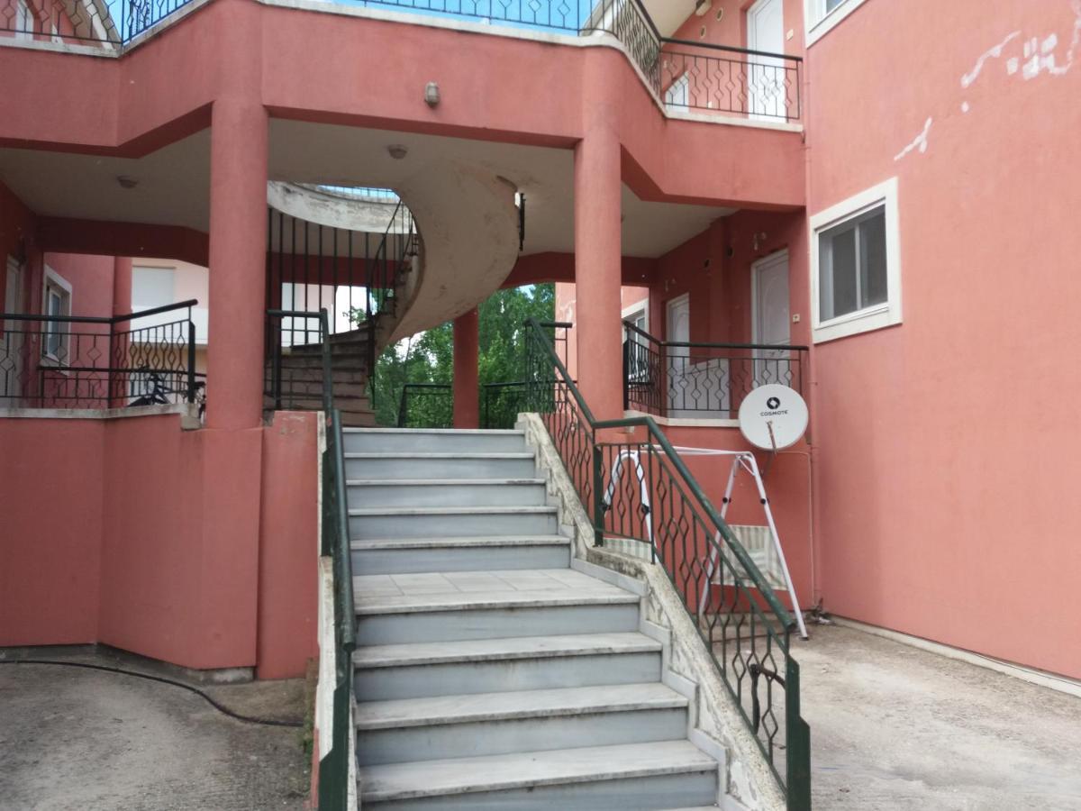 Laida Place Ioannina Exterior photo